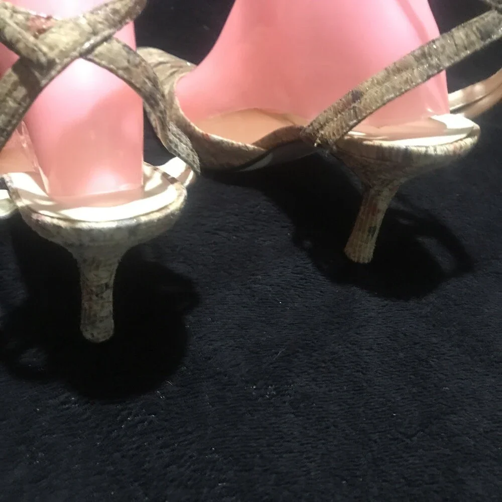J RENEE TAN RED, BLUE & GOLD MULTI COLOR ANKLE STRAP WOMENS HEELS SIZE 9.5M
